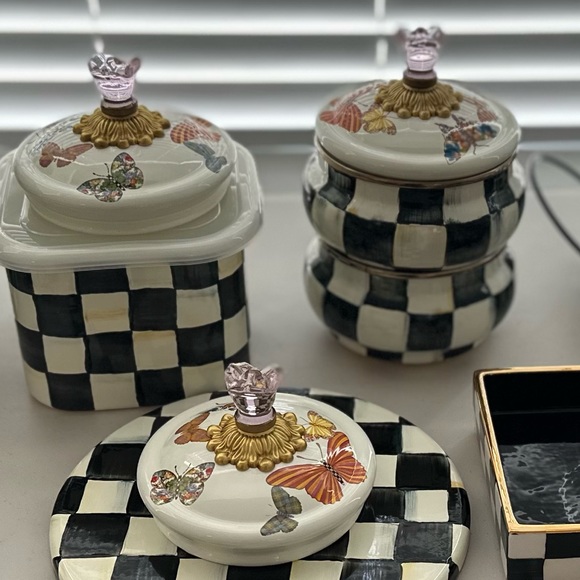 Mackenzie Childs Butterfly Garden Lid. 1 Only. - Picture 2 of 2